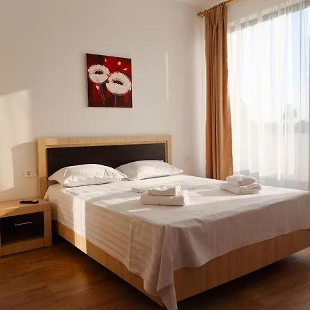 Summer Rest Mamaia Nord Apartmán *